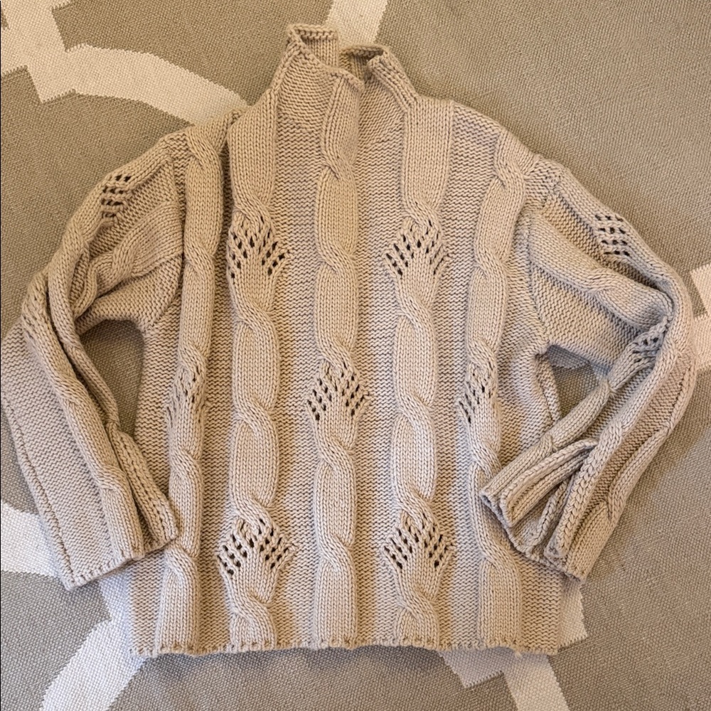 Zara Cozy Cream Cable Knit Sweater small